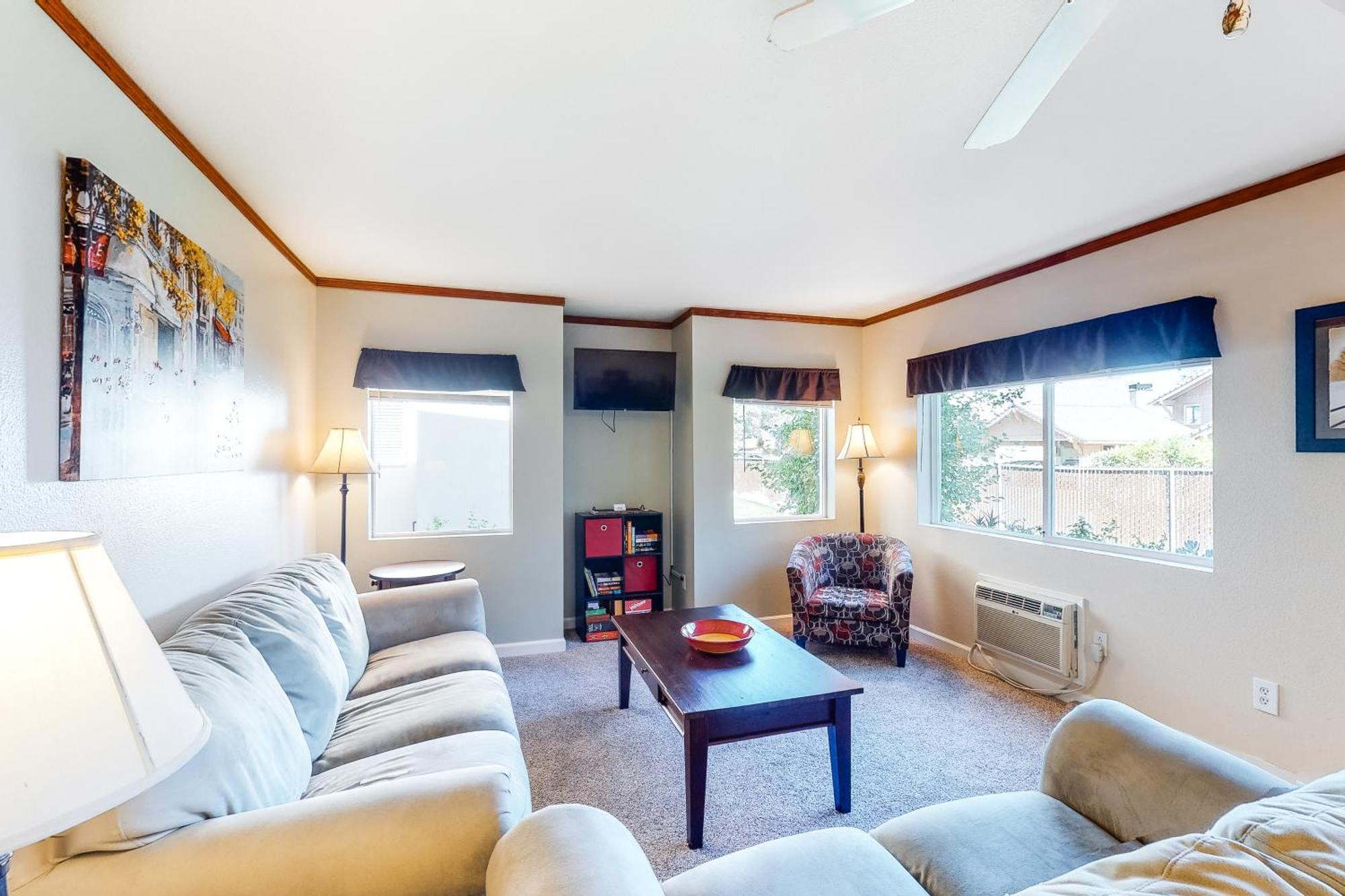 3 Bed 2 Bath Apartment In Левенуэрт Номер фото